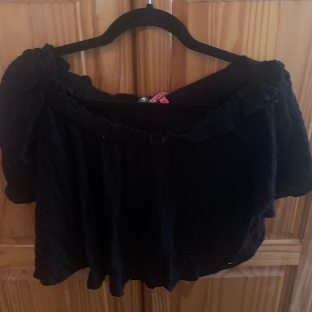Black Off the Shoulder Short sleeve